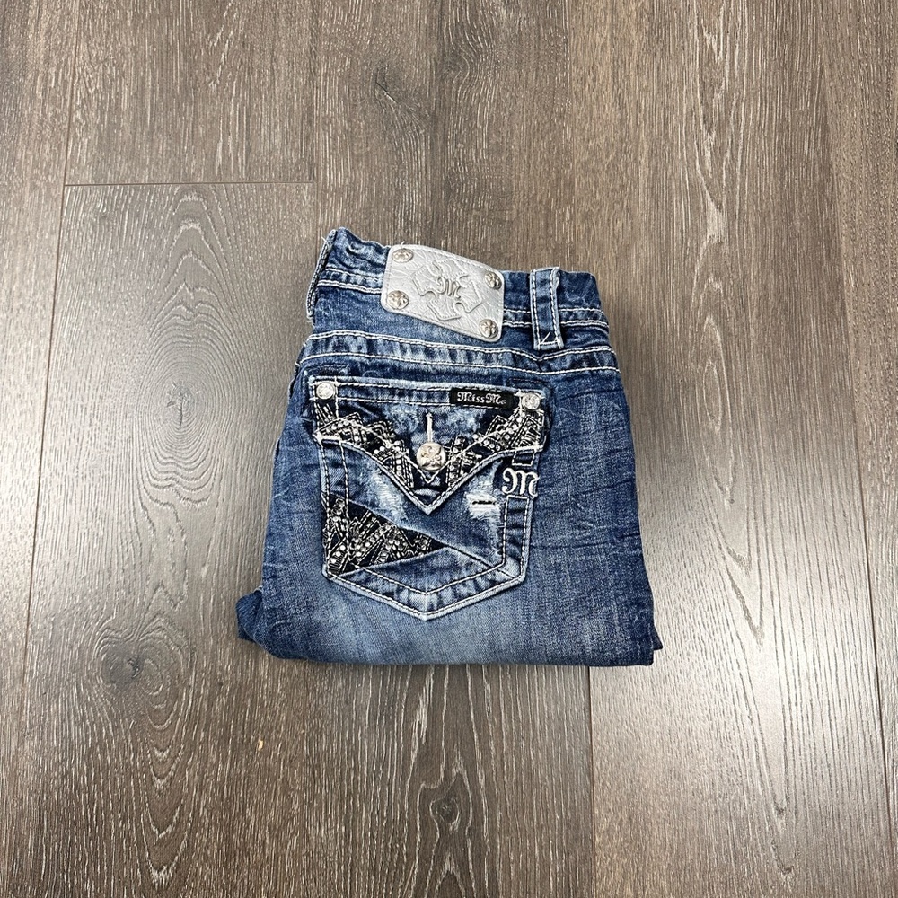 Miss Me Easy Stretch Cropped Distressed Jean Sz 30
